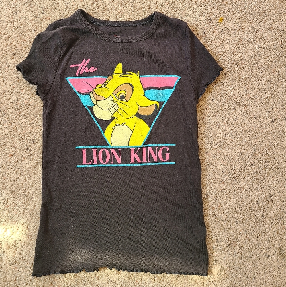 Juniors lion king shirt